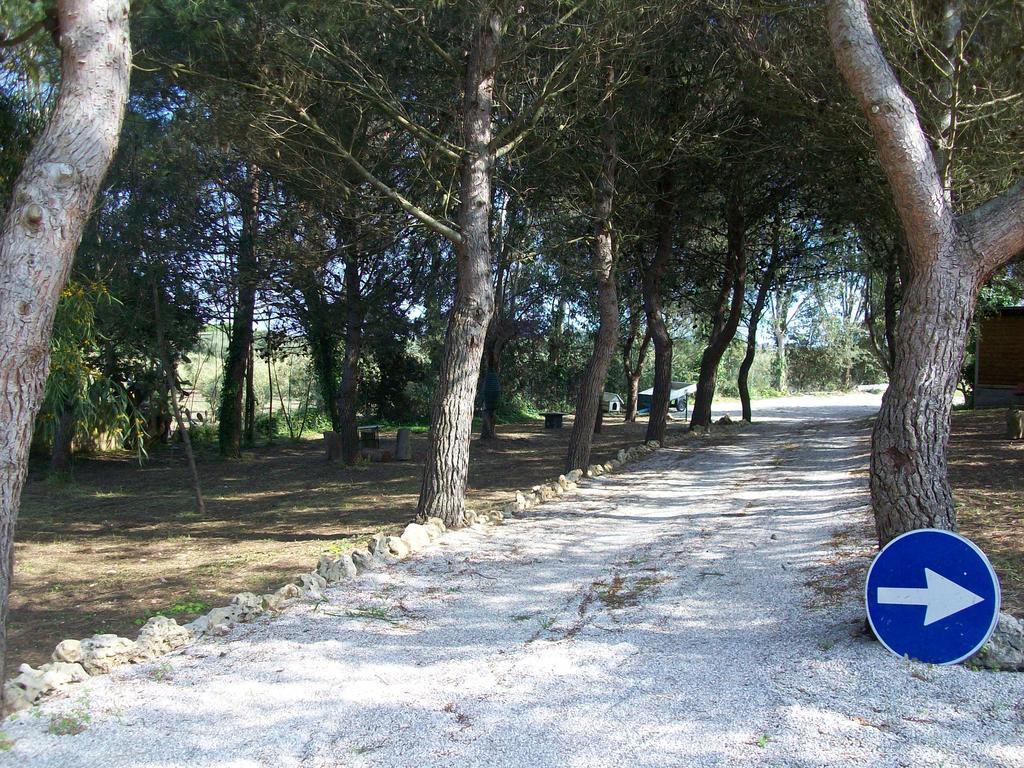 Appartamenti Turistici Aprile Antonio Luigi Borgagne Exterior photo